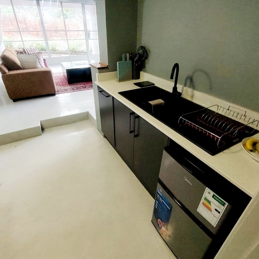 5 Bedroom Property for Sale in Beacon Bay Eastern Cape
